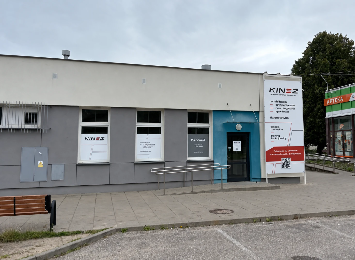 ul. Czeremchowa 2B, Gdynia — Wizualizacja docelowej tablicy reklamowej